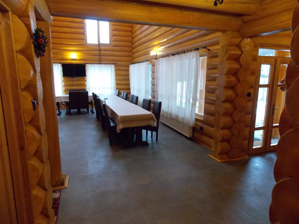 Pensiunea Izbucul Tauz Ghetari Exteriér fotografie